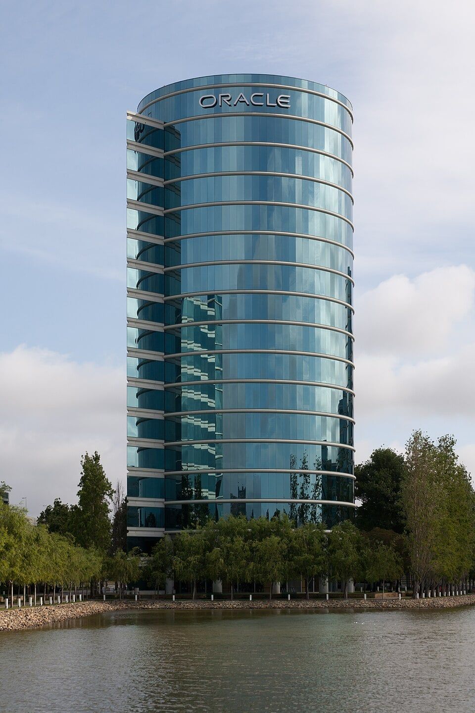 Meta discloses $347 billion in uncommenced data center leases