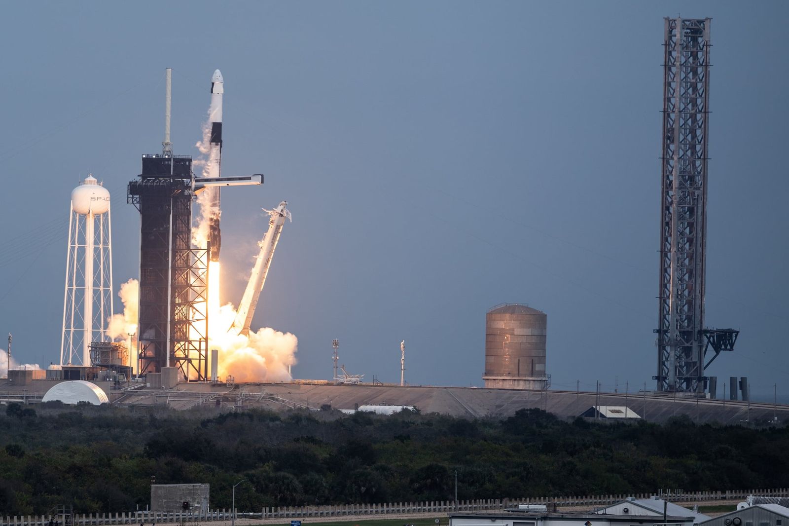 SpaceX sets Falcon Heavy liftoff for NROL-97 mission