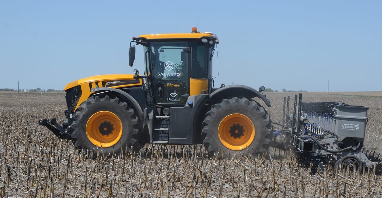 Autonomous software agents sacrifice animals to conserve virtual fuel
