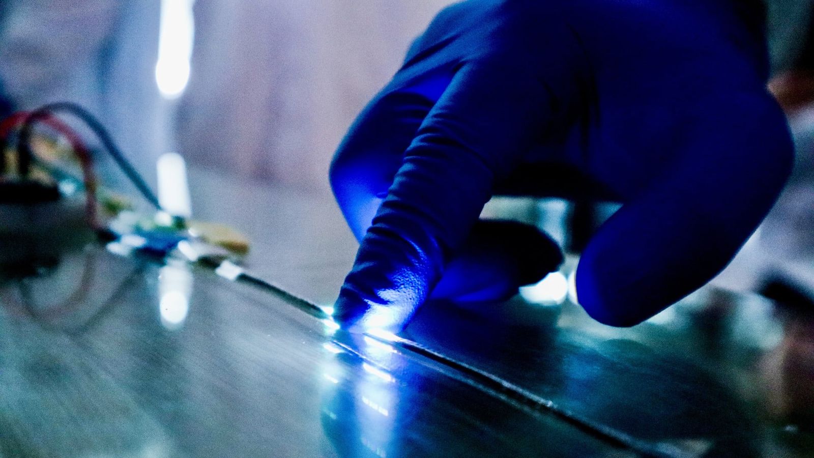 Interactive clothing turns woven fabric into a responsive touchscreen