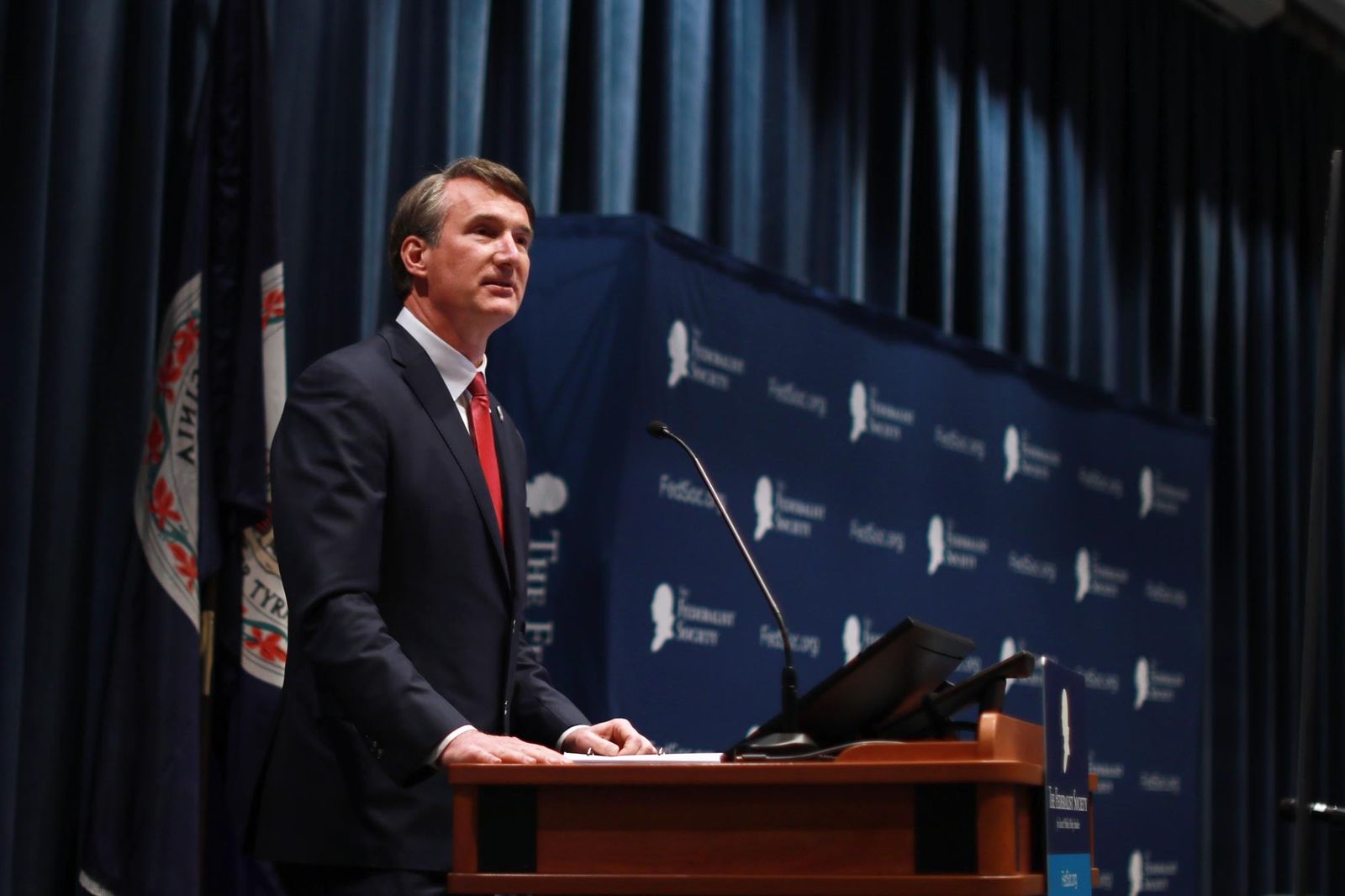 Glenn Youngkin transfers $100,000 to Senate Republican advocacy group