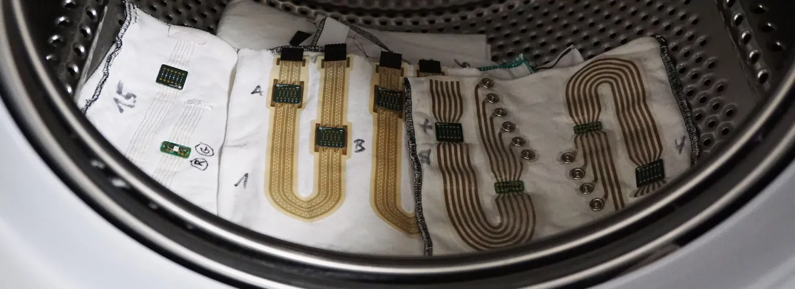 Interactive clothing turns woven fabric into a responsive touchscreen